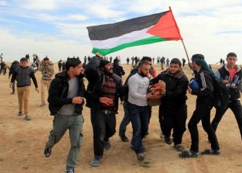 مصر تستقبل جرحى غزة وتدعو إلى”تنازلات”ثمنا للسلام