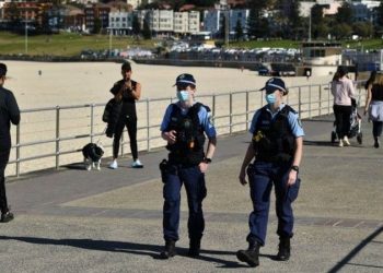 احتجاجات في استراليا ومواجهات مع الشرطة في سيدني وملبورن رفضا لتدابير الإغلاق