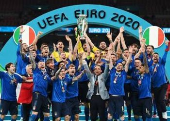 إيطاليا بطل أوروبا بعد خمس عقود من الزمن