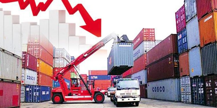 عجز متوقع في الميزان التجاري بــ3,4 في المائة سنة 2022