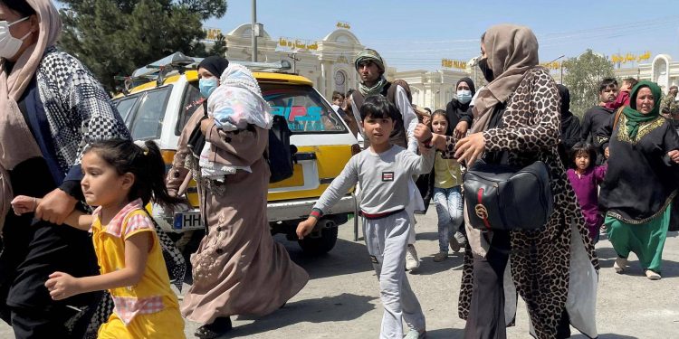 اتفاق أمريكي اسباني لاستقبال لاجئين أفغان عملوا مع القوات الأمريكية في كابل