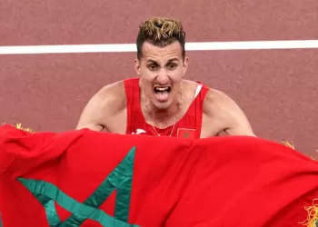 بروفايل .. سفيان البقالي بطل من ذهب