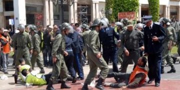تدخل عنيف ضد المعطلين بمدينة بن جرير أمام مقر عمالة الرحامنة يخلف 4 إصابات بدون اعتقالات
