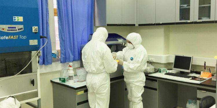 غالي ينتقد غلاء كلفة اختبارات الكشف الفيروسي بالمغرب