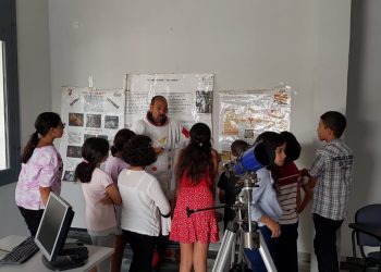 خاص..خريجو الهندسة المعلوماتية بفاس يبتكرون برنامجا توجيهيا للأطفال