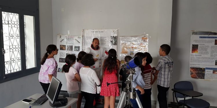 خاص..خريجو الهندسة المعلوماتية بفاس يبتكرون برنامجا توجيهيا للأطفال