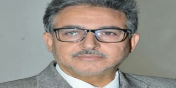 تشكيل الحكومة من ثلاث أحزاب خطر على الأغلبية الحكومية