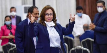 الصحافية غلالو أول امرأة تنتخب عمدة للعاصمة الرباط
