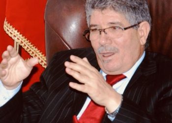 سابقة.. رئيس فريق “البام”بمجلس النواب يطلب من أخنوش توفير مساعدين للبرلمانيين