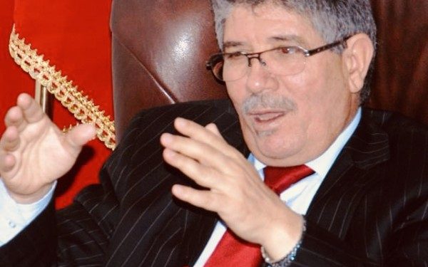 سابقة.. رئيس فريق “البام”بمجلس النواب يطلب من أخنوش توفير مساعدين للبرلمانيين