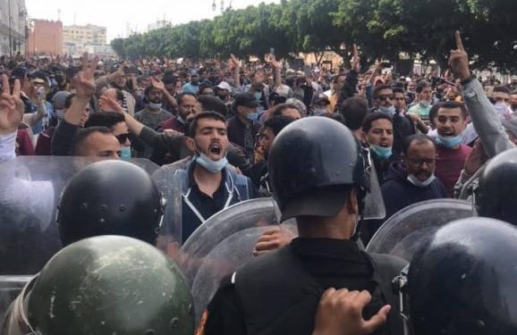اعتقالات “الأساتذة المتعاقدين”ترتفع إلى 16 موقوفا والتنسيقية تدعو إلى وقفة حاشدة أمام مقر وزارة بنموسى
