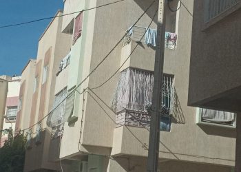 العمران بفاس ..  تربط التجزئات السكنية بالأحياء الشعبية بشبكة كهربائية قديمة
