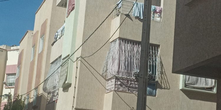 العمران بفاس .. تربط التجزئات السكنية بالأحياء الشعبية بشبكة كهربائية قديمة