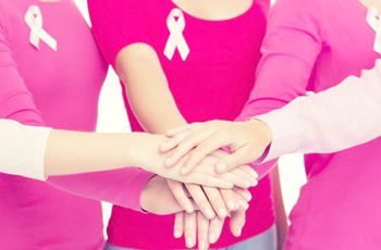 انطلاق الحملة الوطنية للتحسيس والكشف المبكر عن سرطاني الثدي وعنق الرحم بإقليم تاونات
