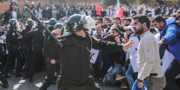 الناطق باسم الحكومة: أخبار جديدة ومبتكرة سيسمعها “الأساتذة المتعاقدون”نهاية نونبر