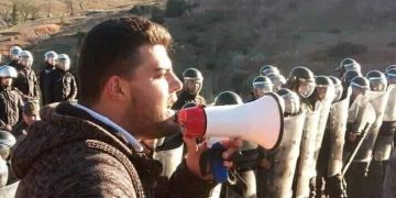 8 من نشطاء احتجاجات تماسينت يواجهون الخميس المقبل تهما ثقيلة ترتبط بعرقلة قنطرة  وطرق طالبوا بالتحقيق في جودة أشغالها