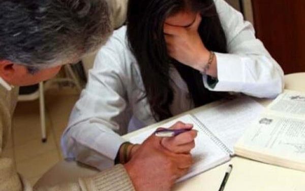 ملف “الجنس مقابل النقط”.. تأجيل محاكمة الأساتذة الأربعة إلى جلسة الخميس المقبل بابتدائية سطات وزميلهم الخامس إلى جلسة الأربعاء المقبل بمحكمة الاستئناف