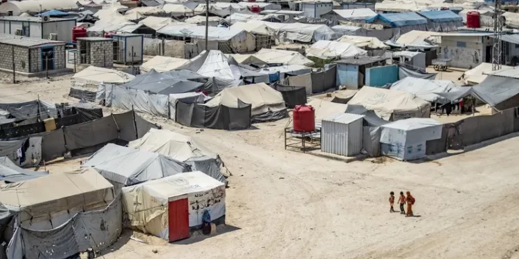 عائلات المغاربة العالقين والمعتقلين في سوريا والعراق يحتجون أمام البرلمان
