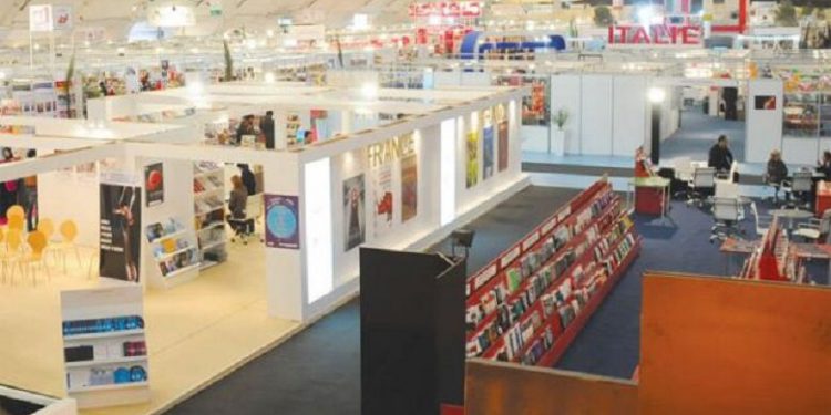الوزير بنسعيد يعارض تنقل المعرض الدولي للكتاب عبر الجهات