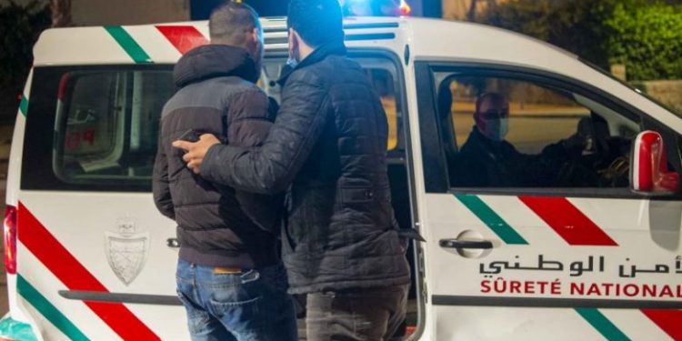 إنزكان … إحالة ثلاثة أشخاص بينهم شرطيان للاشتباه في تورطهم في قضية تتعلق بالنصب والاحتيال وإفشاء السر المهني