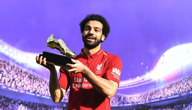 محمد صلاح يخوض غمار كأس الأمم الإفريقية بحذائه الذهبي