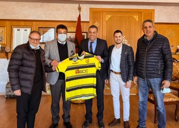 العمدة البقالي يمنح 850 مليون للمغرب الفاسي و”الواف”في عز الأزمة المالية لجماعة فاس