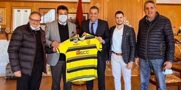 العمدة البقالي يمنح 850 مليون للمغرب الفاسي و”الواف”في عز الأزمة المالية لجماعة فاس