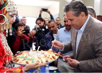 أخنوش وسط زوبعة بسبب استفساره لناشط أمازيغي يشتغل ببلدية أكادير غاب يوم رأس السنة الأمازيغية