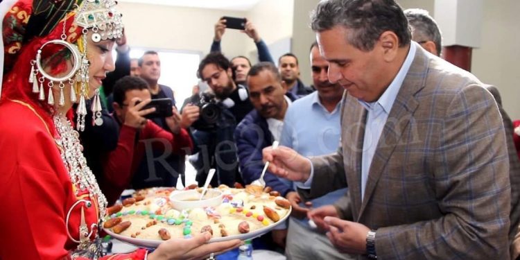أخنوش وسط زوبعة بسبب استفساره لناشط أمازيغي يشتغل ببلدية أكادير غاب يوم رأس السنة الأمازيغية