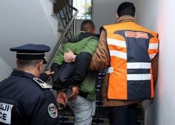 السعيدية:توقيف تونسي يحمل الجنسية الفرنسية مطلوب لـ”الأنتربول”