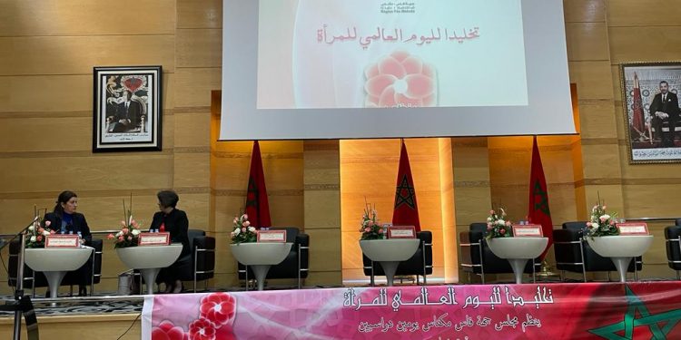 خاص.. برلماني الأحرار المتهم في ملف اغتصاب قاصر يُفسد احتفال جهة فاس مكناس ببرلمانيات ومستشارات وموظفات الجهة