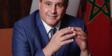 أخنوش يتسبب في تأجيل قضية رفعها ضده مسؤول سابق في الداخلية اشتغل مستشارا له في انتخابات2016 و 2021