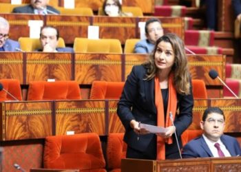 البيجدي يرد على تصريح وزيرة البام بخصوص بيع شركات المحروقات بالخسارة