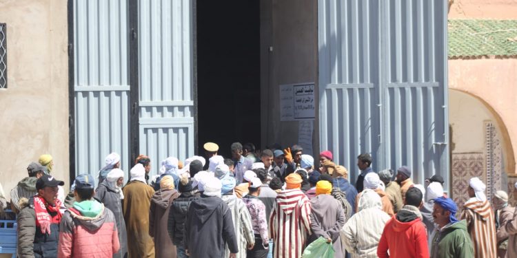 سلطات عمالة بوعرفة تنحني لعاصفة غضب الكسابة ضد المضاربين وتحدث “الشباك الوحيد” لتوزيع الاعلاف المدعمة