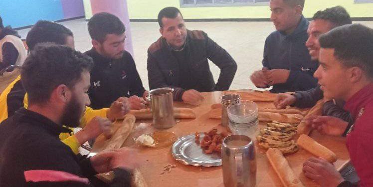 خاص.. وجبات“الفطور والسحور”بالقسم الداخلي لثانوية تالسينت تثير الجدل