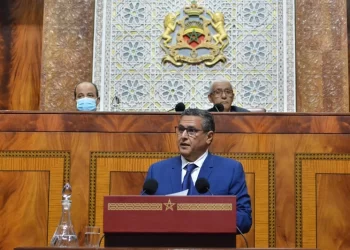 أخنوش يُعلق فشل توقعات حكومته على كورونا وأوكرانيا والجفاف