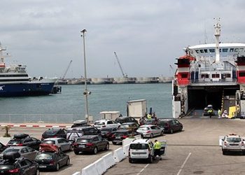 توقيف سائق شاحنة للنقل الدولي للبضائع بميناء طنجة المتوسط تعيد الجدل لنطاق منع التصوير