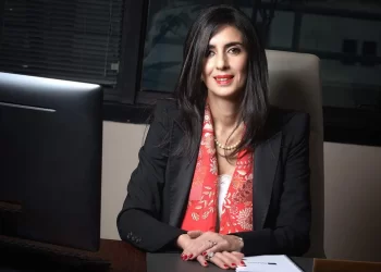 وزيرة المالية ترد على المطالبين بتشغيل محطة “لاسامير” لحل أزمة الوقود // قالت بأن حكومة أخنوش تواجه عدم وضوح الرؤية حول منحى الأسعار