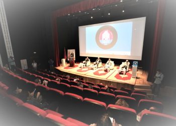 حفل توقيع كتاب “رحلة في عالم الروايس” لأول مرة في مهرجان ‘”تيميتار”