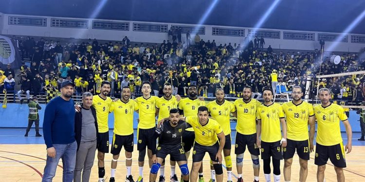 سكوب : لاعبو الماص لكرة الطائرة يهددون بمقاطعة مباراة السد بسبب الضائقة المالية والفاسي الفهري يُقدم استقالته