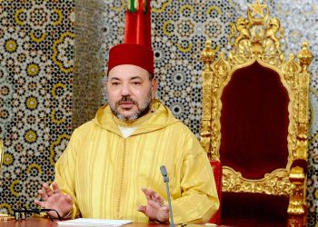 الملك يدعو إلى معالجة سلبيات تجربة مدونة الأسرة