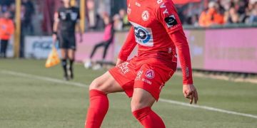 مغربي ضمن تشكيلة منتخب الشيلي الذي سيواجه المنتخب المغربي في ودية 23 شتنبر الجاري