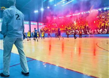 فريق الحاجب يُعمق جراح خصمه المغرب الفاسي لكرة السلة