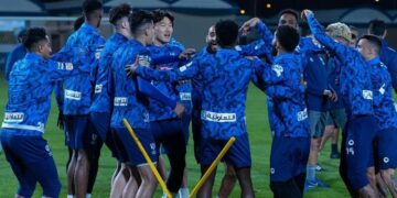 الهلال السعودي يصل إلى الرباط ويبدأ تحضيراته لمقابلة الوداد