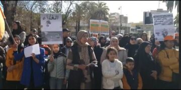 نقابة”البيجدي بجهة فاس-مكناس:احتجاجات ضد الغلاء واشتعال أسعار الأسواق.. وشعارات مناوئة لحكومة  أخنوش