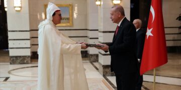 السفارة المغربية في تركيا تكشف عن حصيلة مغاربة قضوا في  الزلزال