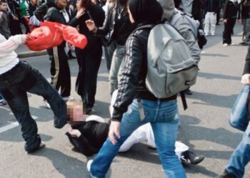 فاس: توقيف قاصر اعتدى بالسلاح الأبيض على زميله في الدراسة متسببا له في جروح بليغة