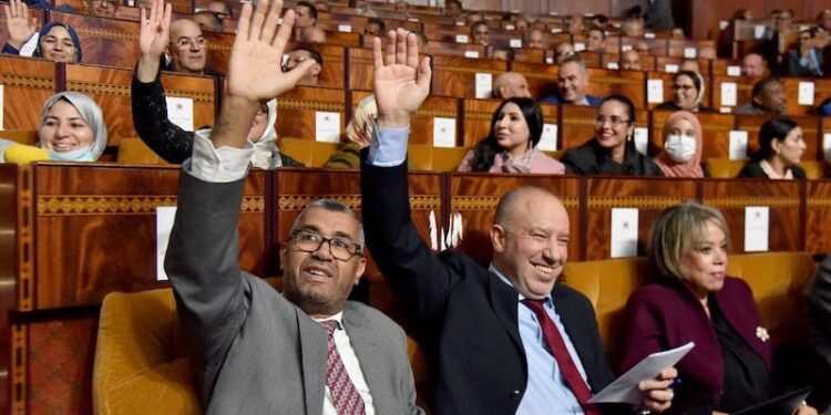 برلمانيو “البيجيدي” يقدمون مقترح قانون  لمعالجة إشكالات تحرير المحامين لعقود التصرفات العقارية