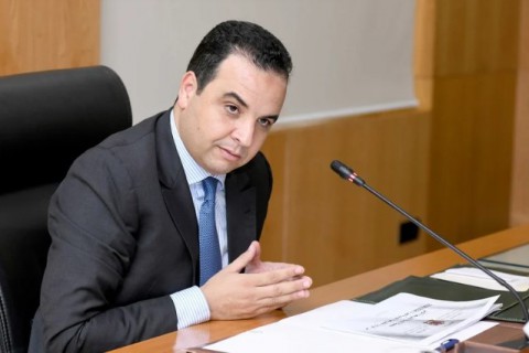 فاس : مستشارة من الأحرار”مهووسة”بالتعمير تشكو من”البلوكاج”..والوزير بايتاس ينصح منتخبيه بأخذ العبرة من ملف”الفايق”