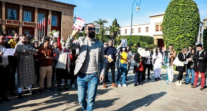 ابتدائية الرباط تدين قائد احتجاجات امتحان المحاماة بشهر حبسا موقوف التنفيذ بتهمة “التهديد بالقتل”في حق زميلة له